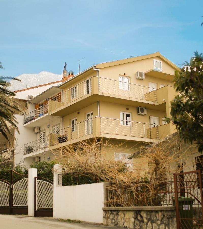 Apartments Alma Podgora Exterior foto
